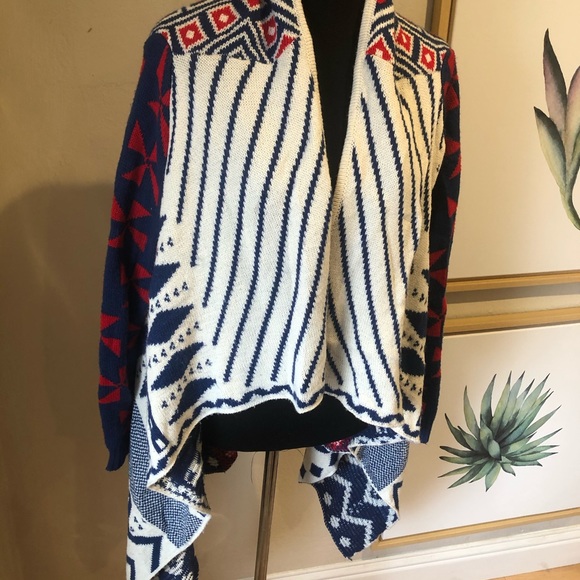 Patterned Cardigan - Picture 3 of 5